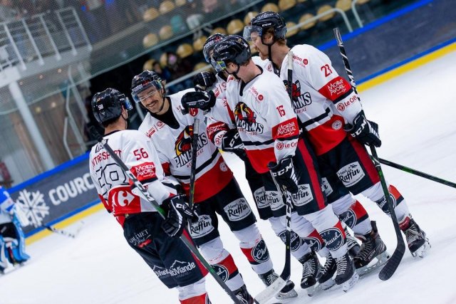 Photo hockey match Courchevel-Méribel-Pralognan - Morzine-Avoriaz le 27/11/2021
