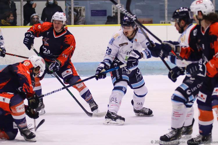 Clermont-Ferrand 1 - 4 Tours 