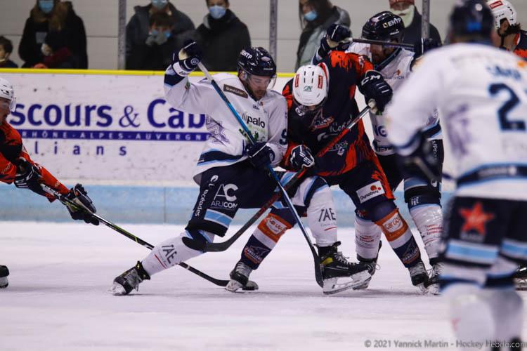 Clermont-Ferrand 1 - 4 Tours 