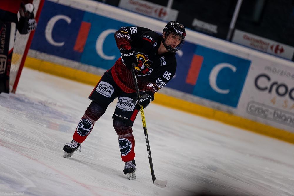Morzine-Avoriaz 6 - 3 Valence