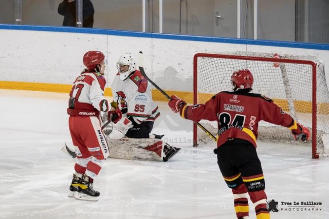 Photo hockey match Meudon - Courbevoie  le 18/12/2021