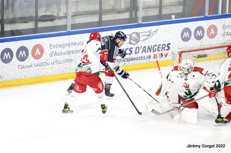 Angers  3 - 2 Cergy-Pontoise