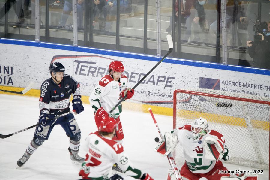 Angers  3 - 2 Cergy-Pontoise