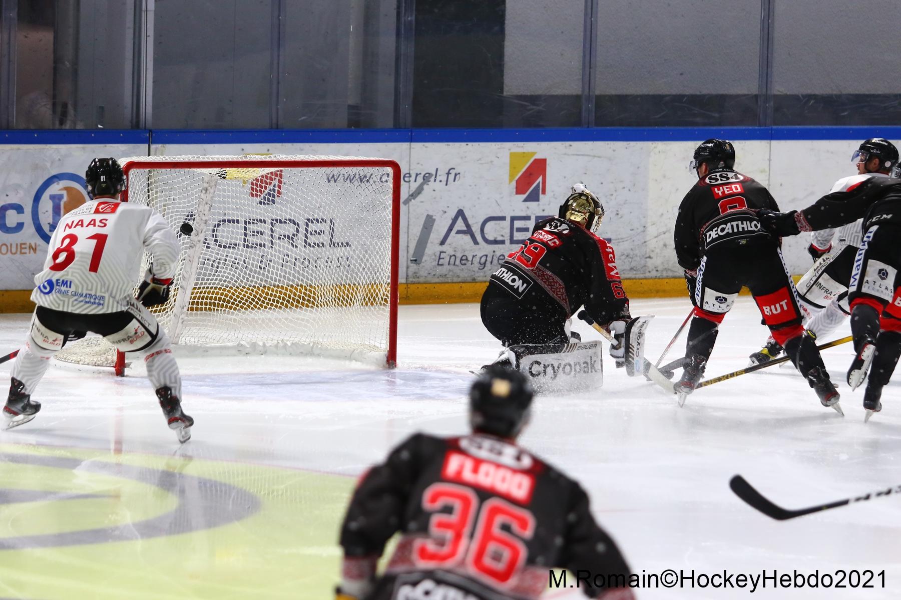 Rouen 3 - 4 Amiens 