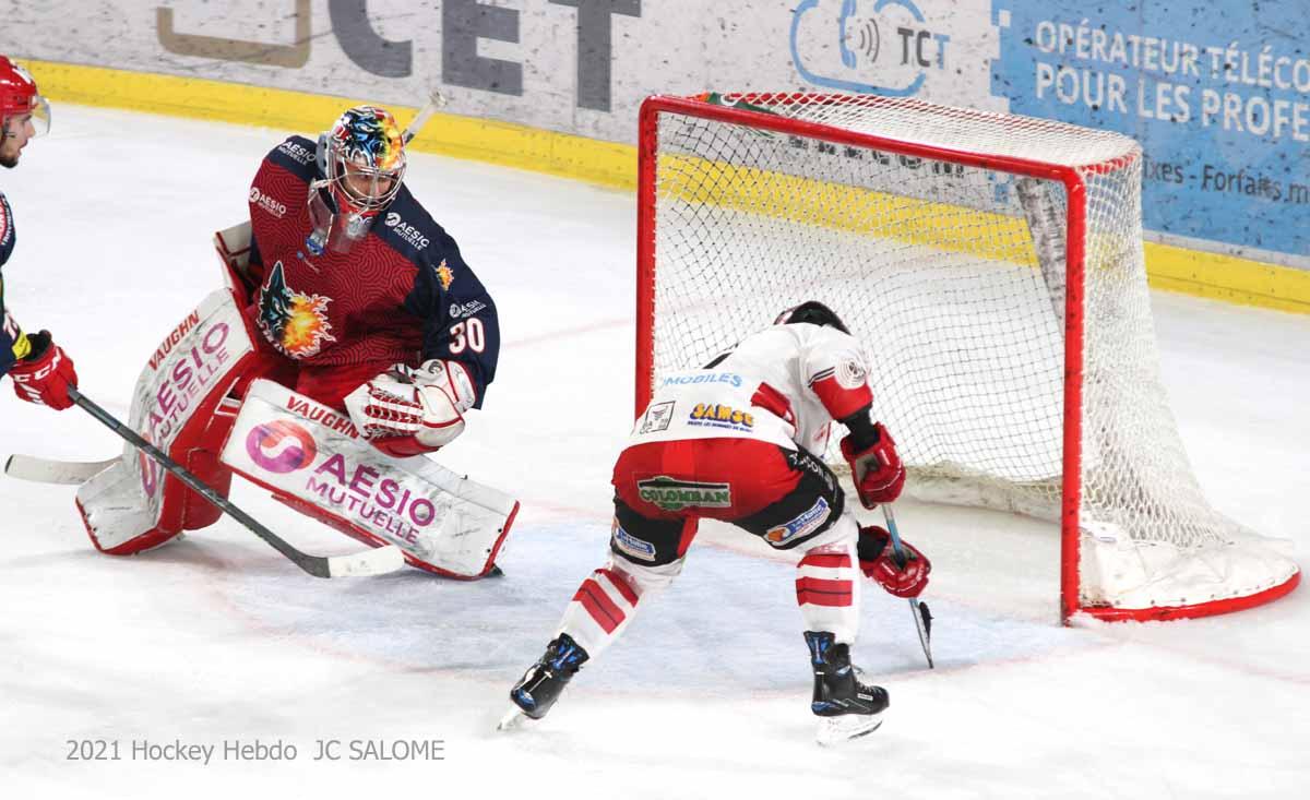 Grenoble  9 - 3 Briançon 