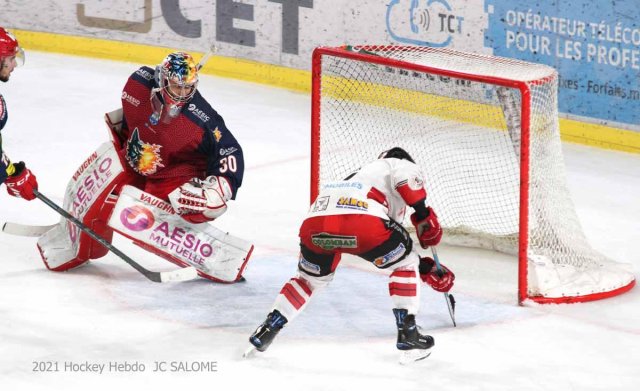 Photo hockey match Grenoble  - Briançon  le 30/12/2021