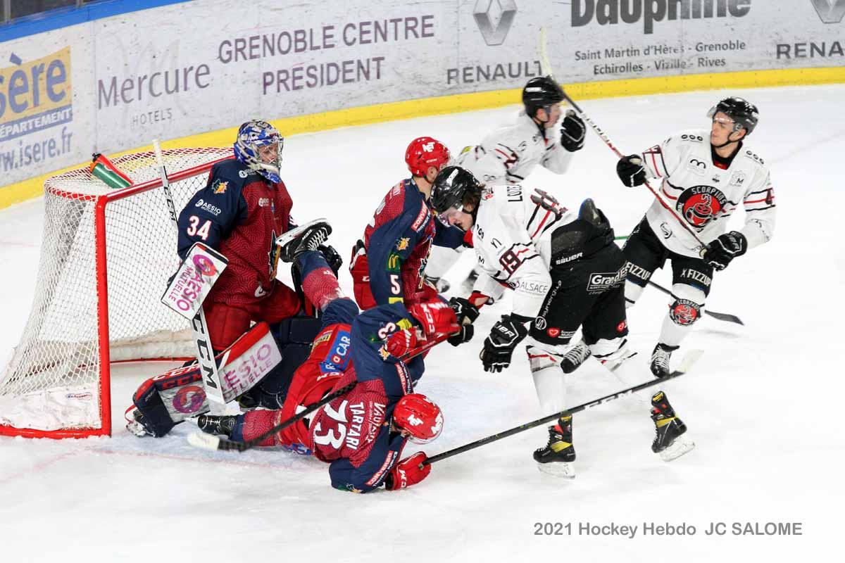 Grenoble  5 - 2 Mulhouse