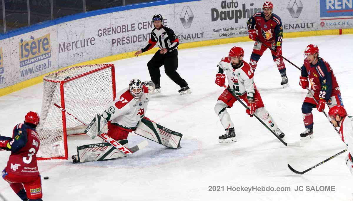 Grenoble  7 - 2 Cergy-Pontoise