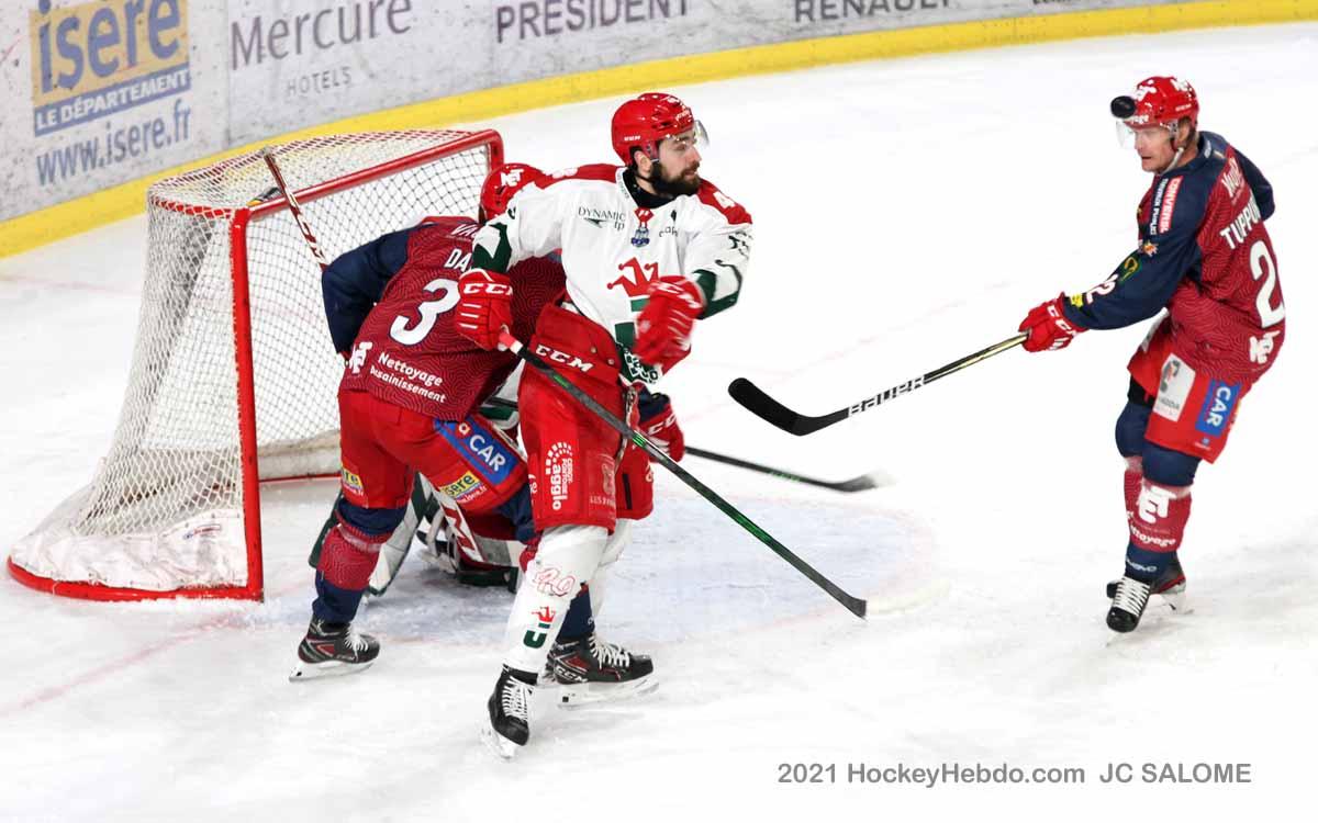 Grenoble  7 - 2 Cergy-Pontoise
