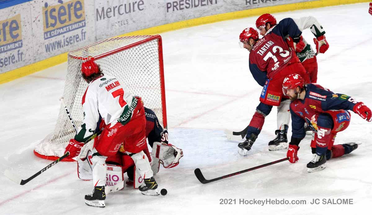 Grenoble  7 - 2 Cergy-Pontoise