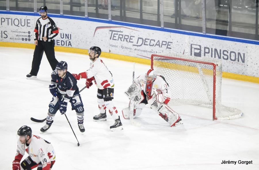 Angers  5 - 4 Briançon 