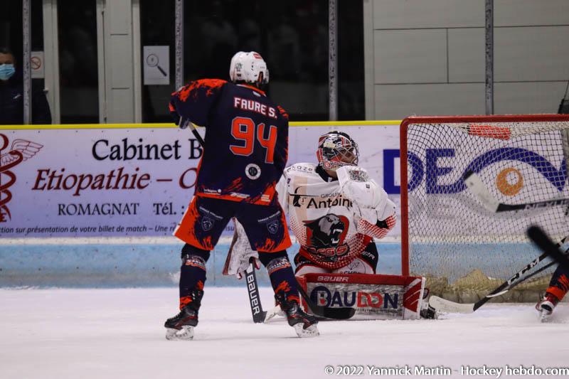 Clermont-Ferrand 1 - 8 Cholet 