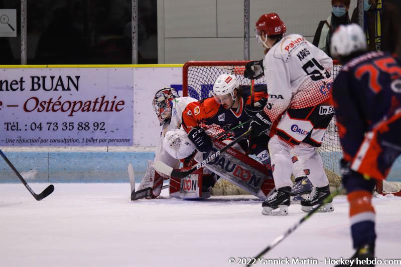 Clermont-Ferrand 1 - 8 Cholet 