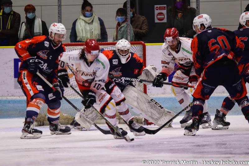 Clermont-Ferrand 1 - 8 Cholet 