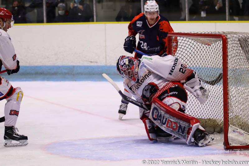 Clermont-Ferrand 1 - 8 Cholet 