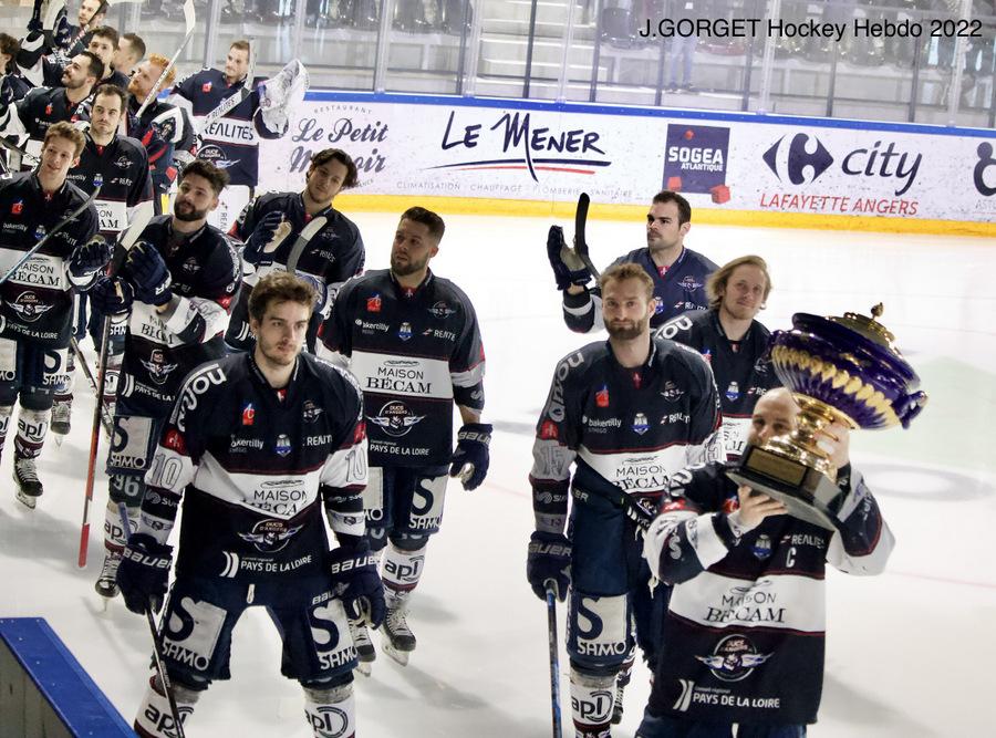 Angers  2 - 1 Anglet