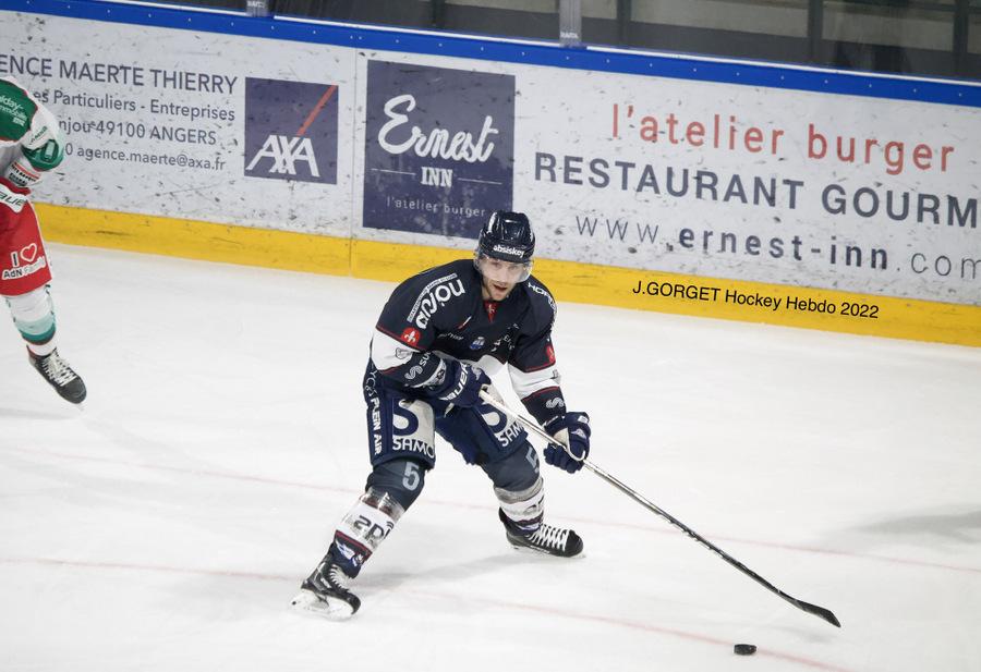 Angers  2 - 1 Anglet