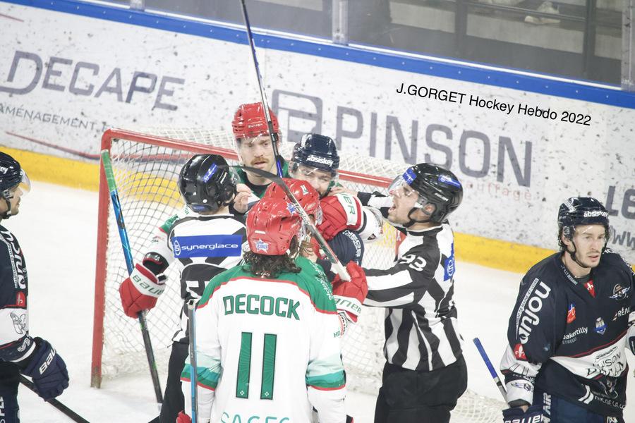 Angers  2 - 1 Anglet