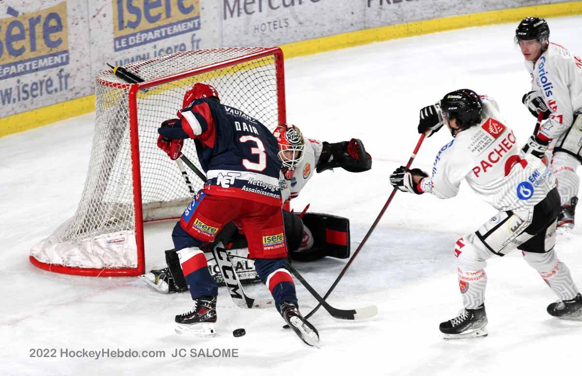 Grenoble  5 - 0 Amiens 