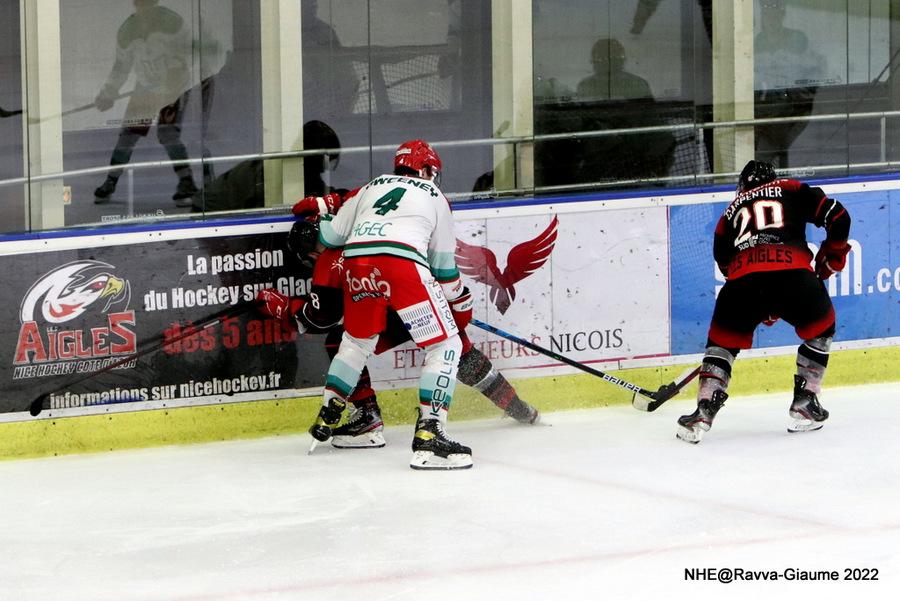 Nice 2 - 3 Anglet