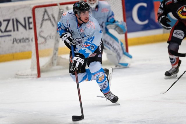 Photo hockey match Morzine-Avoriaz - Courchevel-Méribel-Pralognan le 05/02/2022