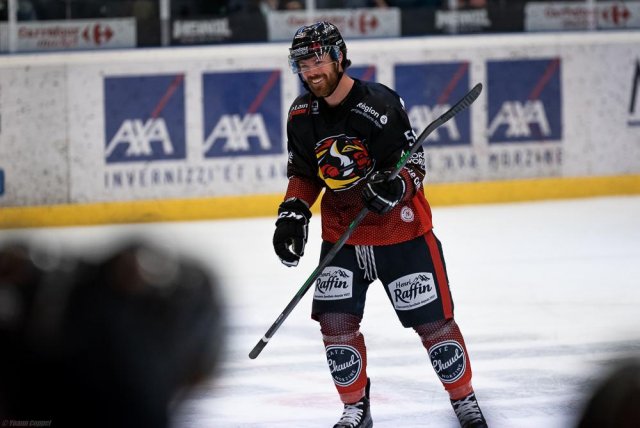 Photo hockey match Morzine-Avoriaz - Courchevel-Méribel-Pralognan le 05/02/2022