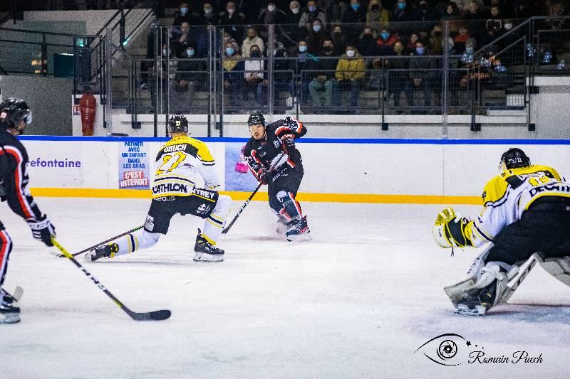 Toulouse-Blagnac 4 - 2 Roanne