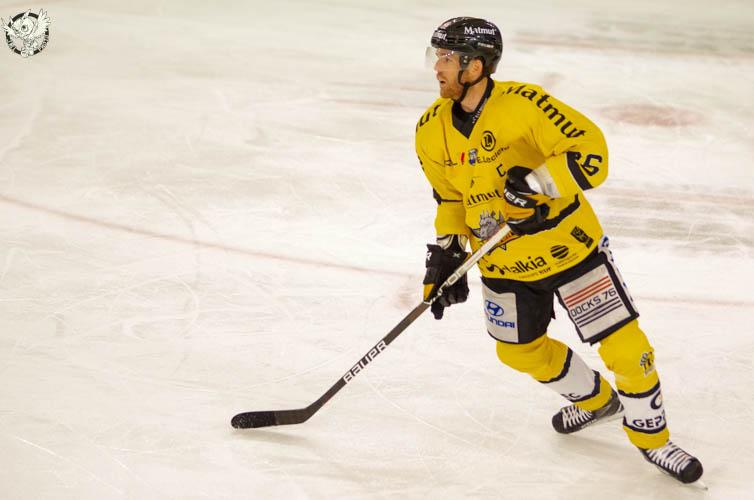 Anglet 3 - 4 Rouen