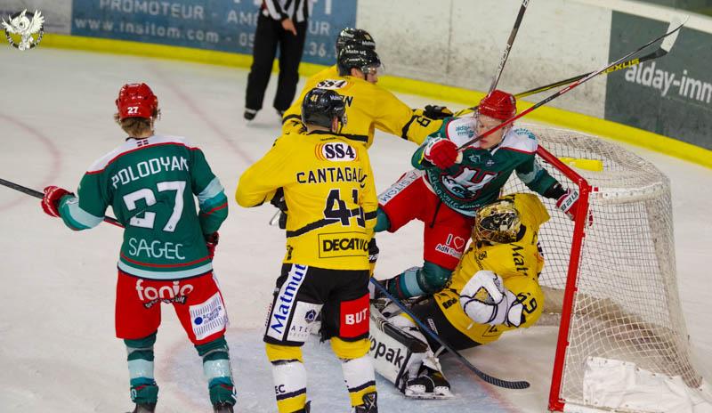 Anglet 3 - 4 Rouen