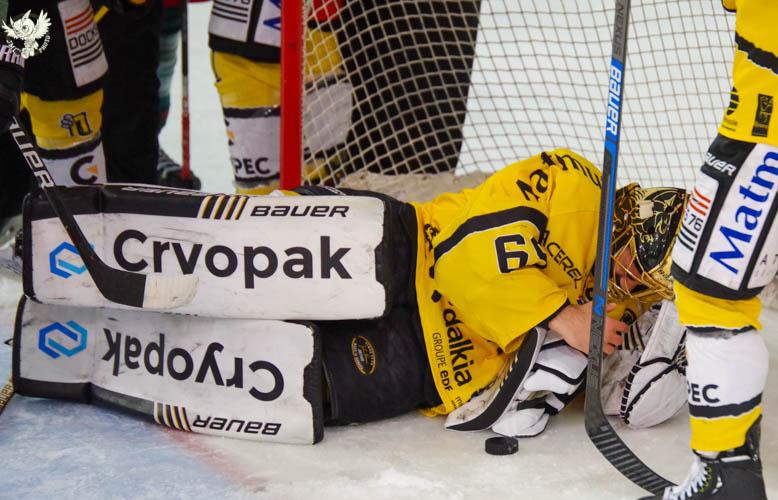 Anglet 3 - 4 Rouen