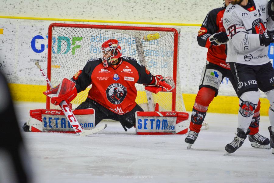 Chamonix  5 - 3 Mulhouse