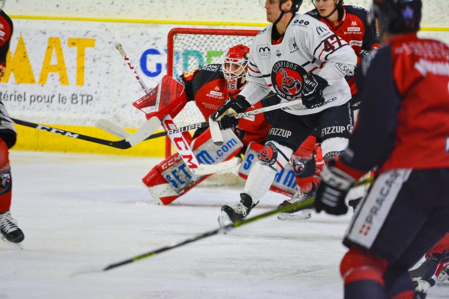 Chamonix  5 - 3 Mulhouse