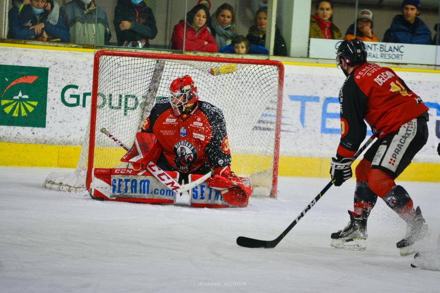 Chamonix  5 - 3 Mulhouse