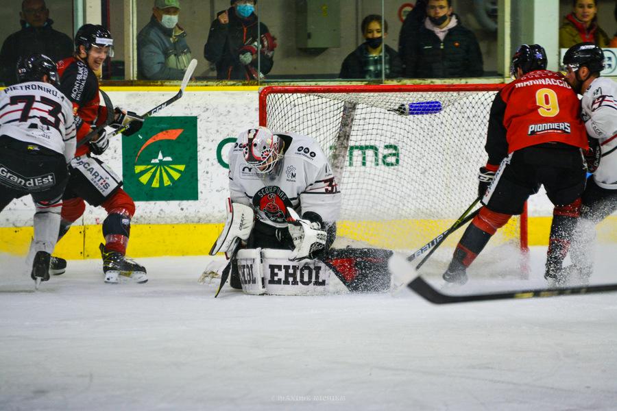 Chamonix  5 - 3 Mulhouse