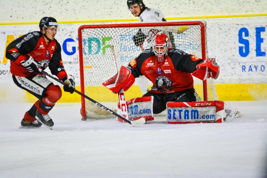 Chamonix  5 - 3 Mulhouse