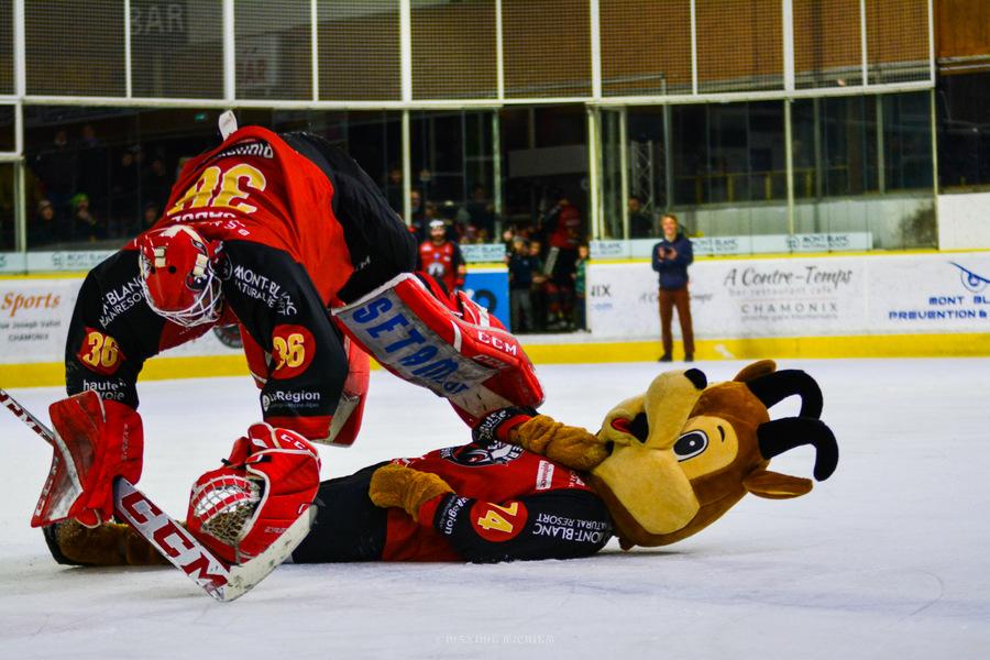 Chamonix  5 - 3 Mulhouse