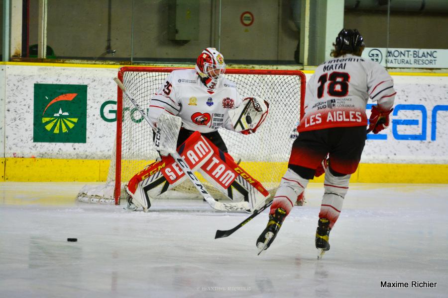 Chamonix  3 - 4 Nice