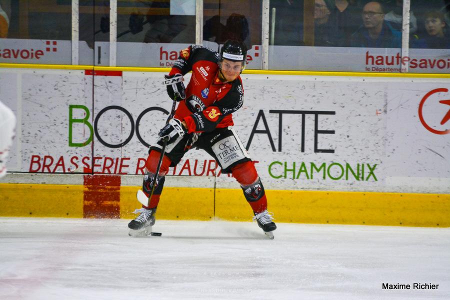 Chamonix  3 - 4 Nice