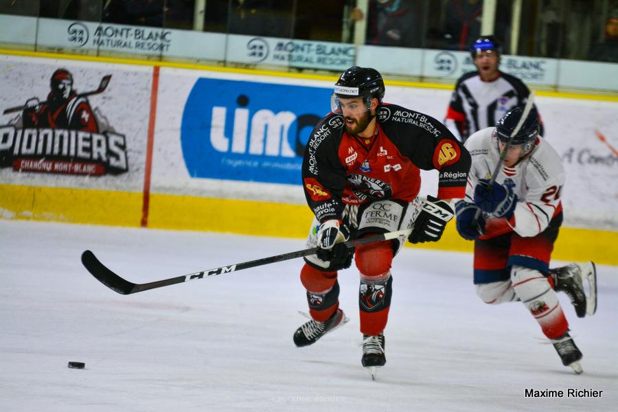 Chamonix  3 - 4 Nice