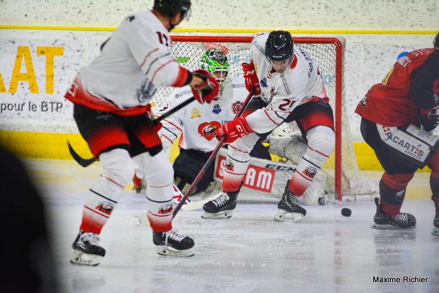 Chamonix  3 - 4 Nice