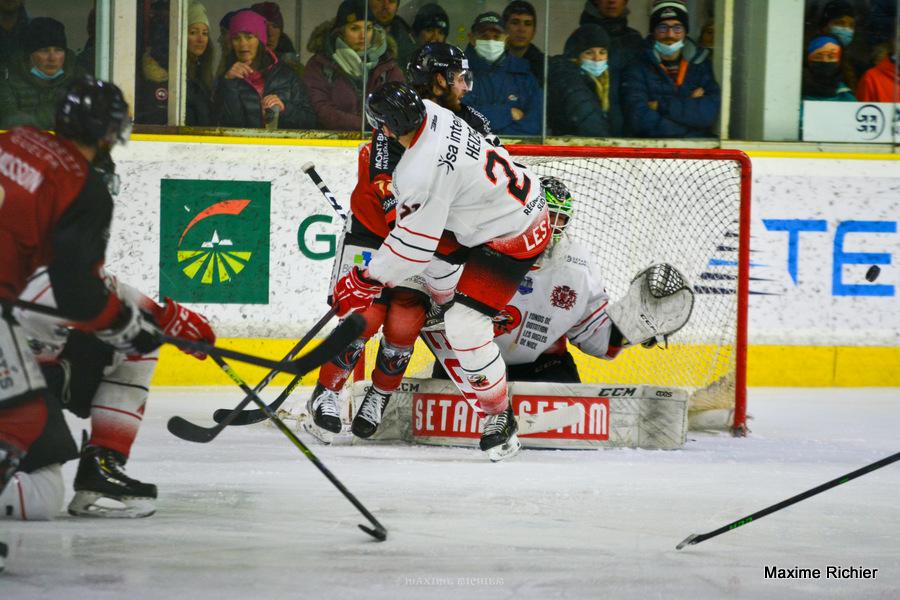 Chamonix  3 - 4 Nice