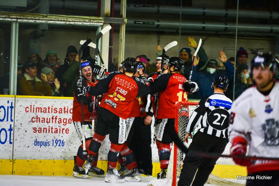 Chamonix  3 - 4 Nice