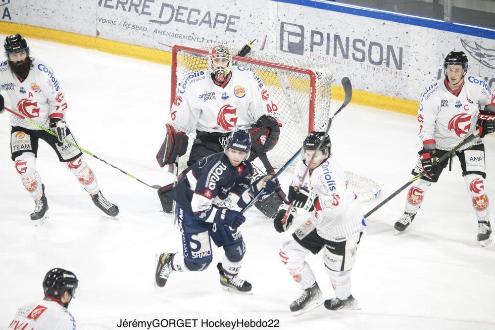 Angers  5 - 3 Amiens 