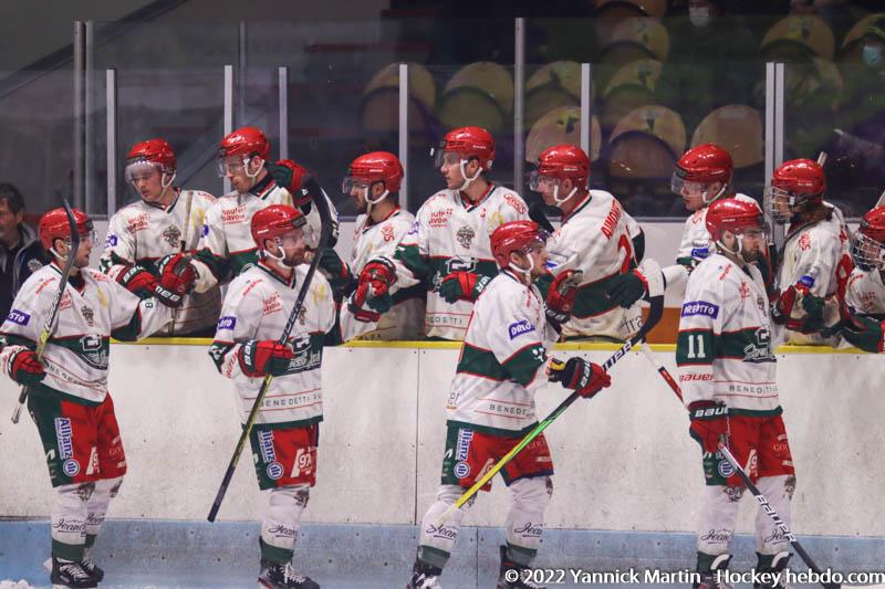 Clermont-Ferrand 3 - 6 Mont-Blanc