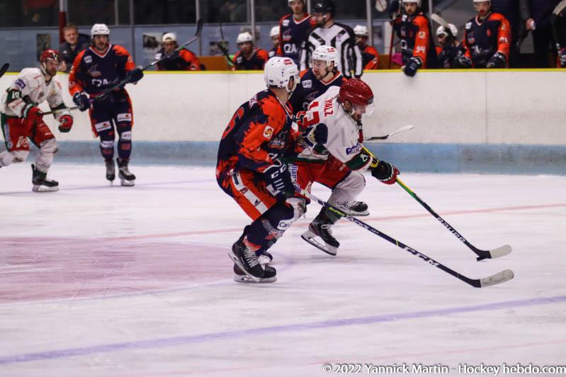 Clermont-Ferrand 3 - 6 Mont-Blanc
