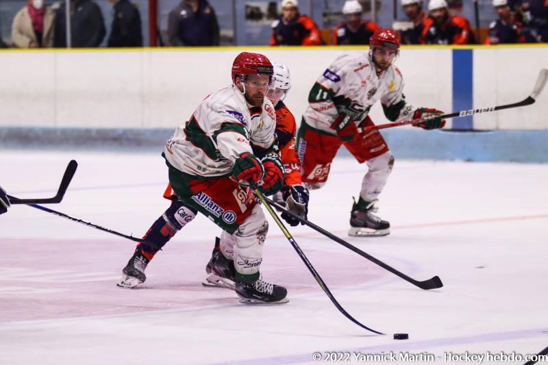 Clermont-Ferrand 3 - 6 Mont-Blanc