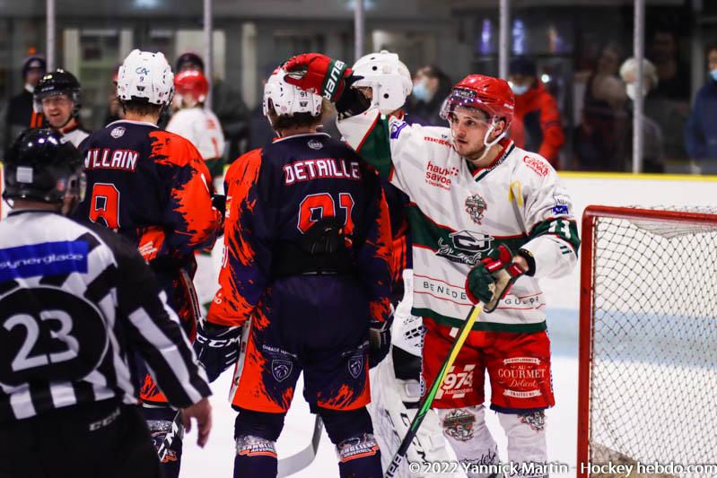 Clermont-Ferrand 3 - 6 Mont-Blanc