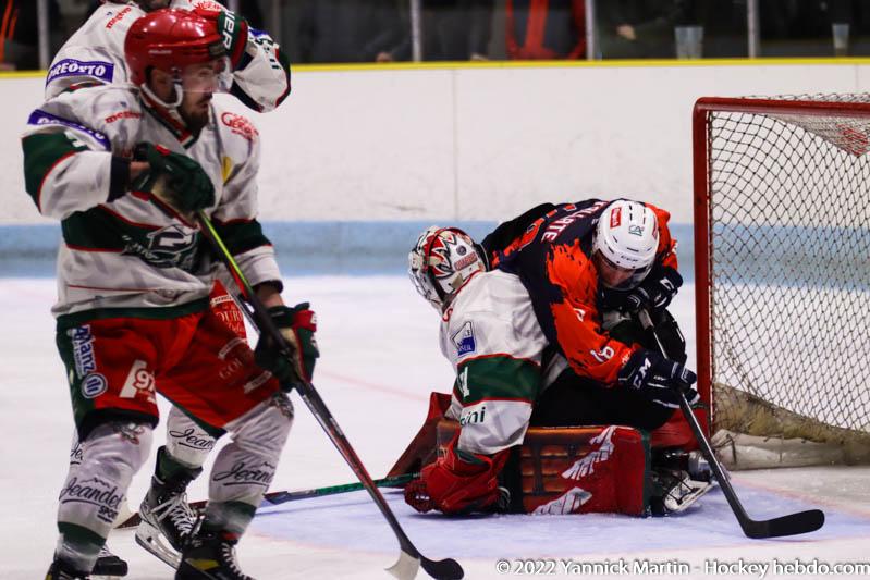 Clermont-Ferrand 3 - 6 Mont-Blanc