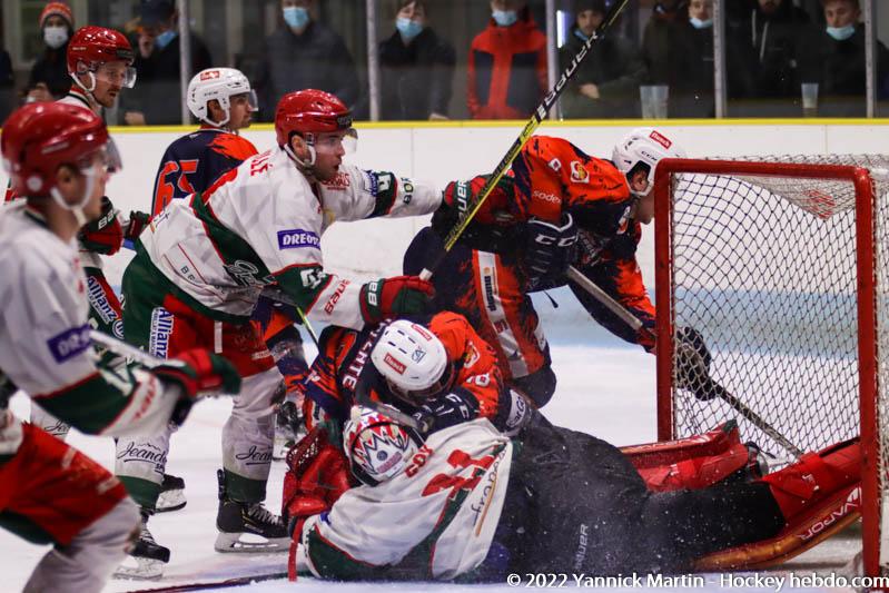 Clermont-Ferrand 3 - 6 Mont-Blanc