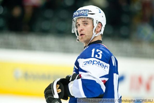 Photo hockey reportage CM09 Qualif J5 : La Suède d'un patin
